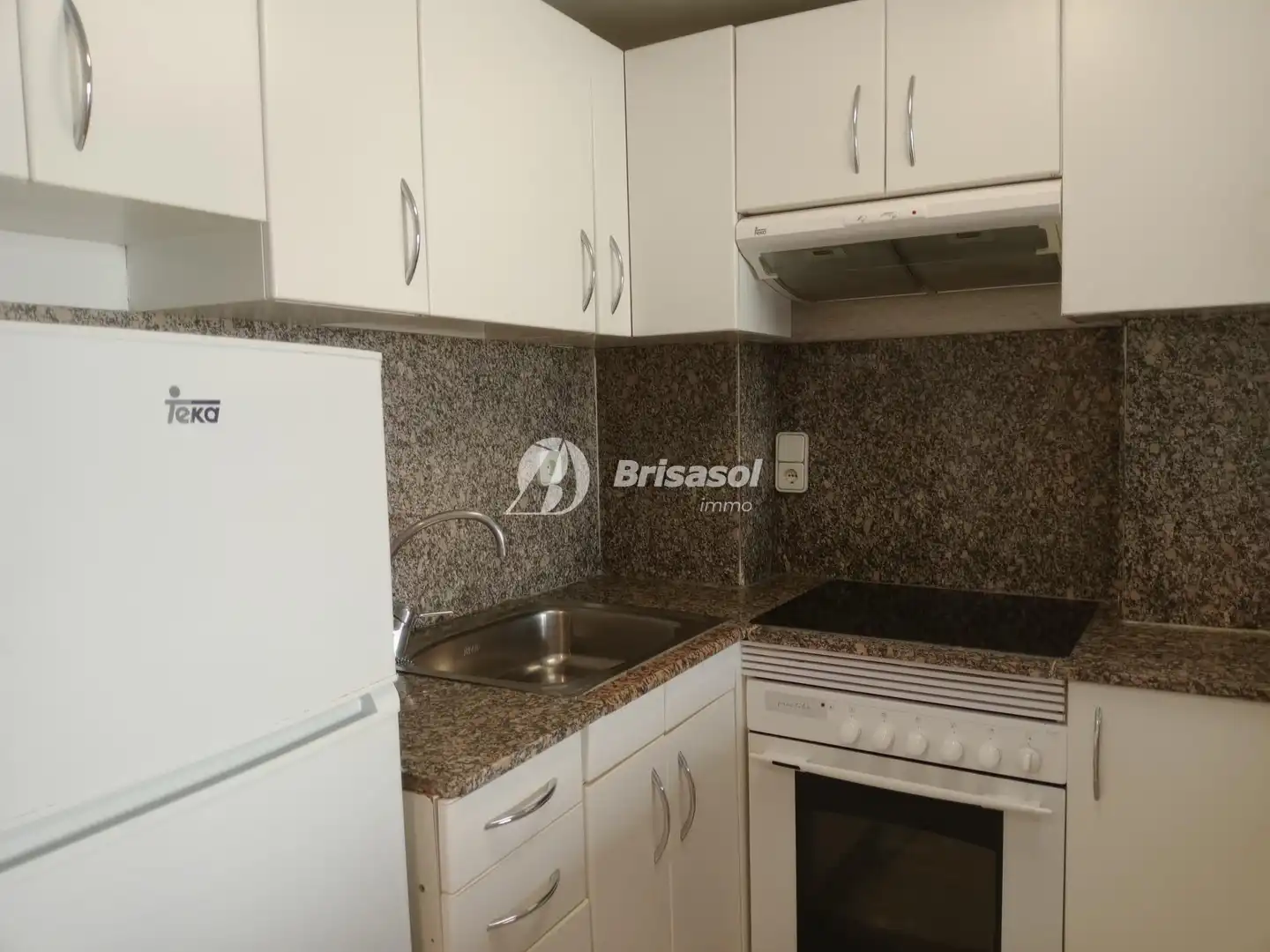 Cuina de Apartament en venda en Salou amb Aire condicionat, Calefacció i Terrassa