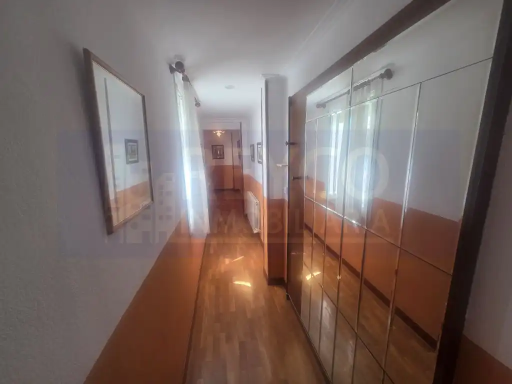 Piso con ascensor en venta en Calle Huesca, imagen 3