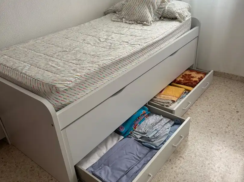 Habitación de Apartamento de alquiler en El Portil con Jardín privado, Terraza y Piscina