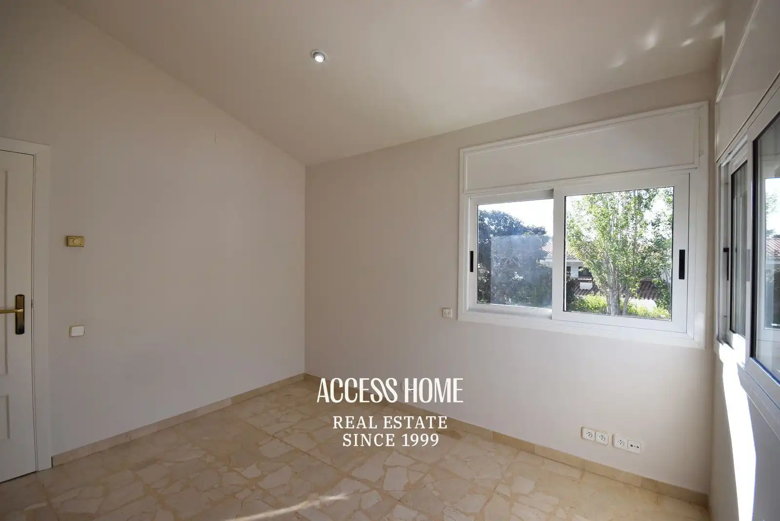 Detached house with pool for sale in Alella, imagen 32