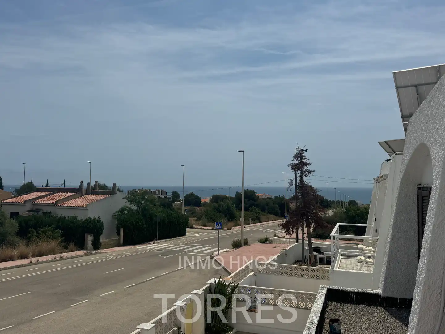 Vista exterior de Casa adosada en venda en Peñíscola / Peníscola amb Terrassa i Balcó