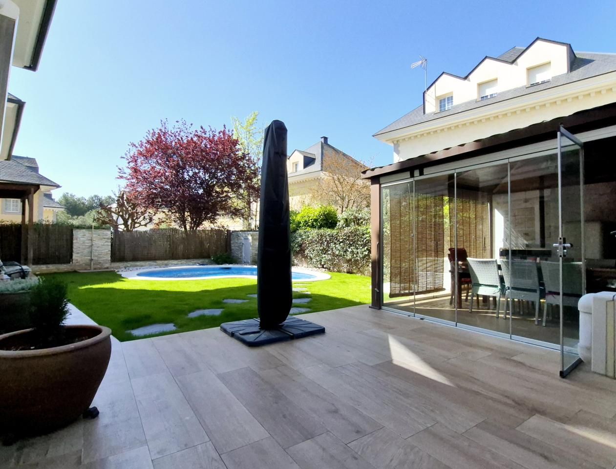 House or chalet for sale in Carrer Simone de Beauvoir, Castellarnau