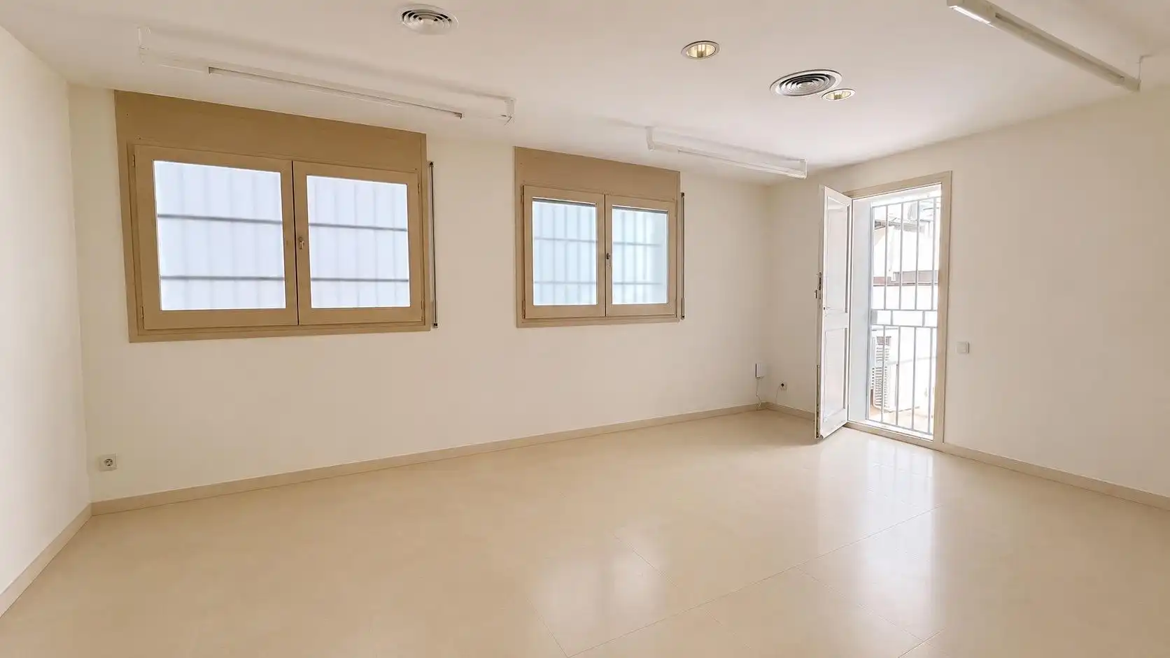 Office for rent in Mataró