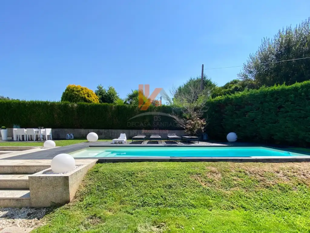 Piscina de Casa o chalet en venta en Ames con Jardín privado, Terraza y Piscina