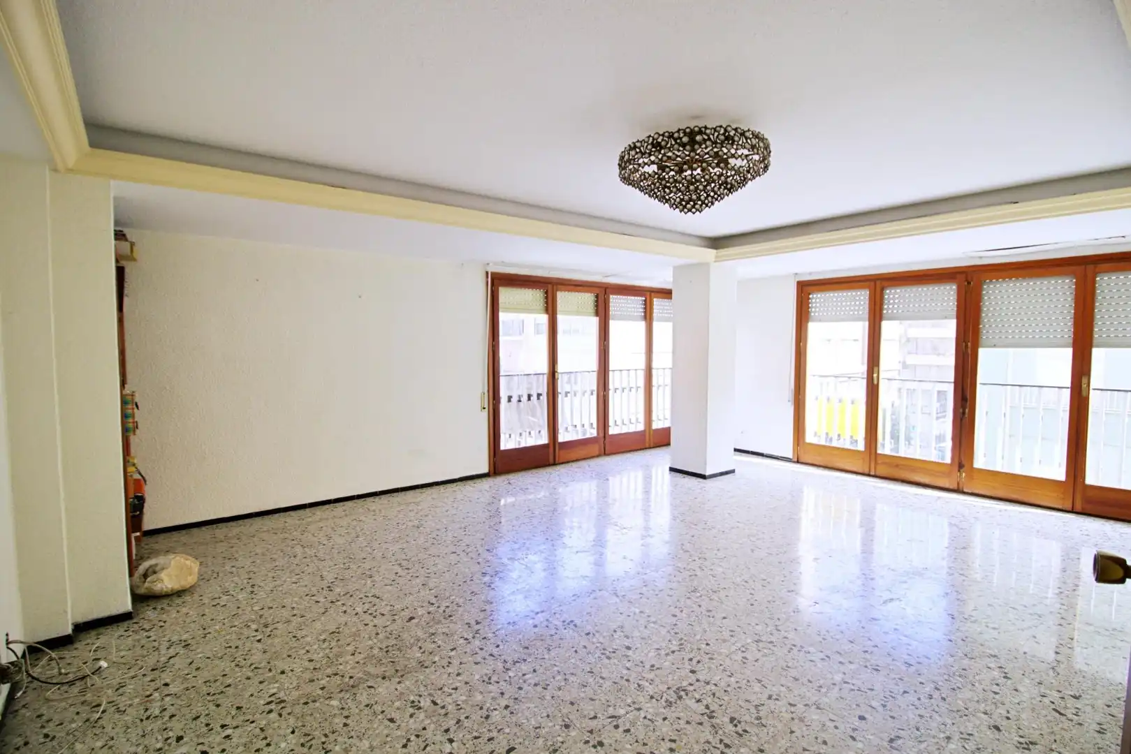 Sala d'estar de Pis en venda en Elche / Elx amb Aire condicionat i Balcó