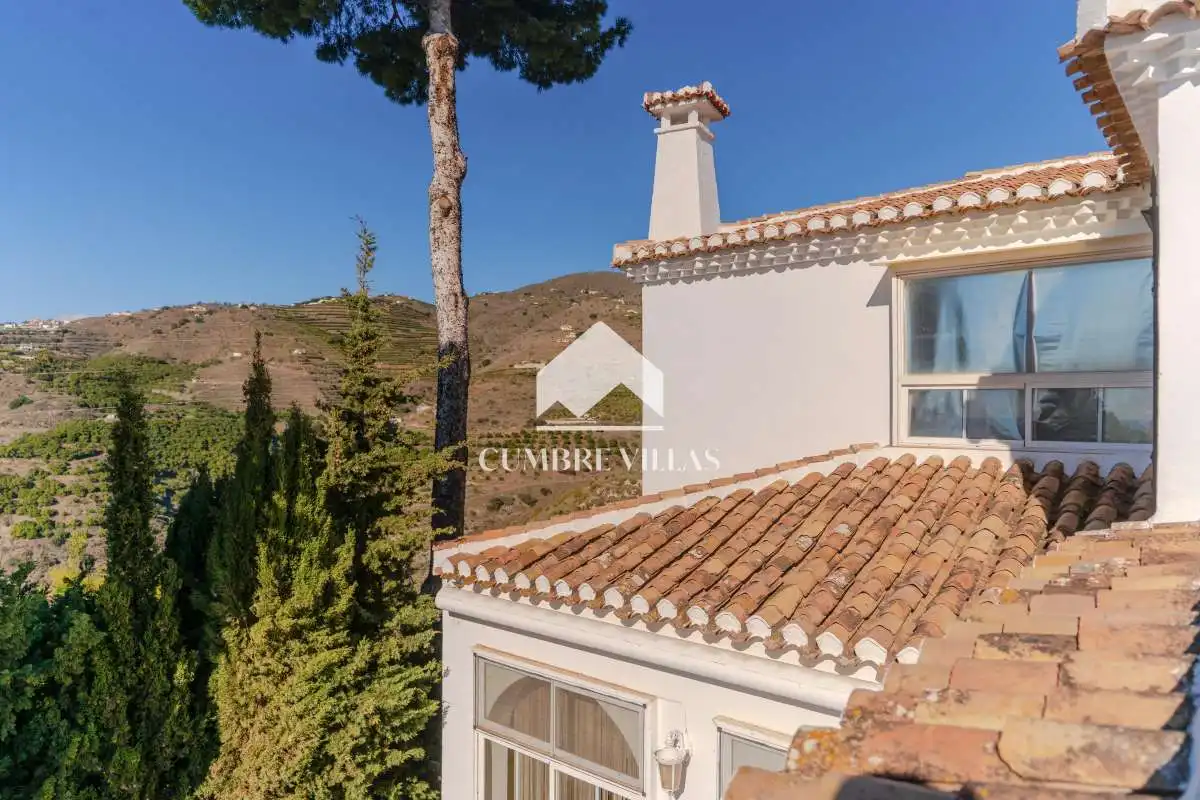 Vista exterior de Casa o chalet en venta en Salobreña con Calefacción, Jardín privado y Terraza