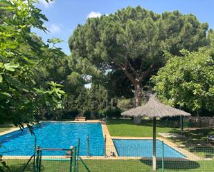 Piscina de Casa adosada de lloguer en Godella amb Calefacció, Jardí privat i Terrassa