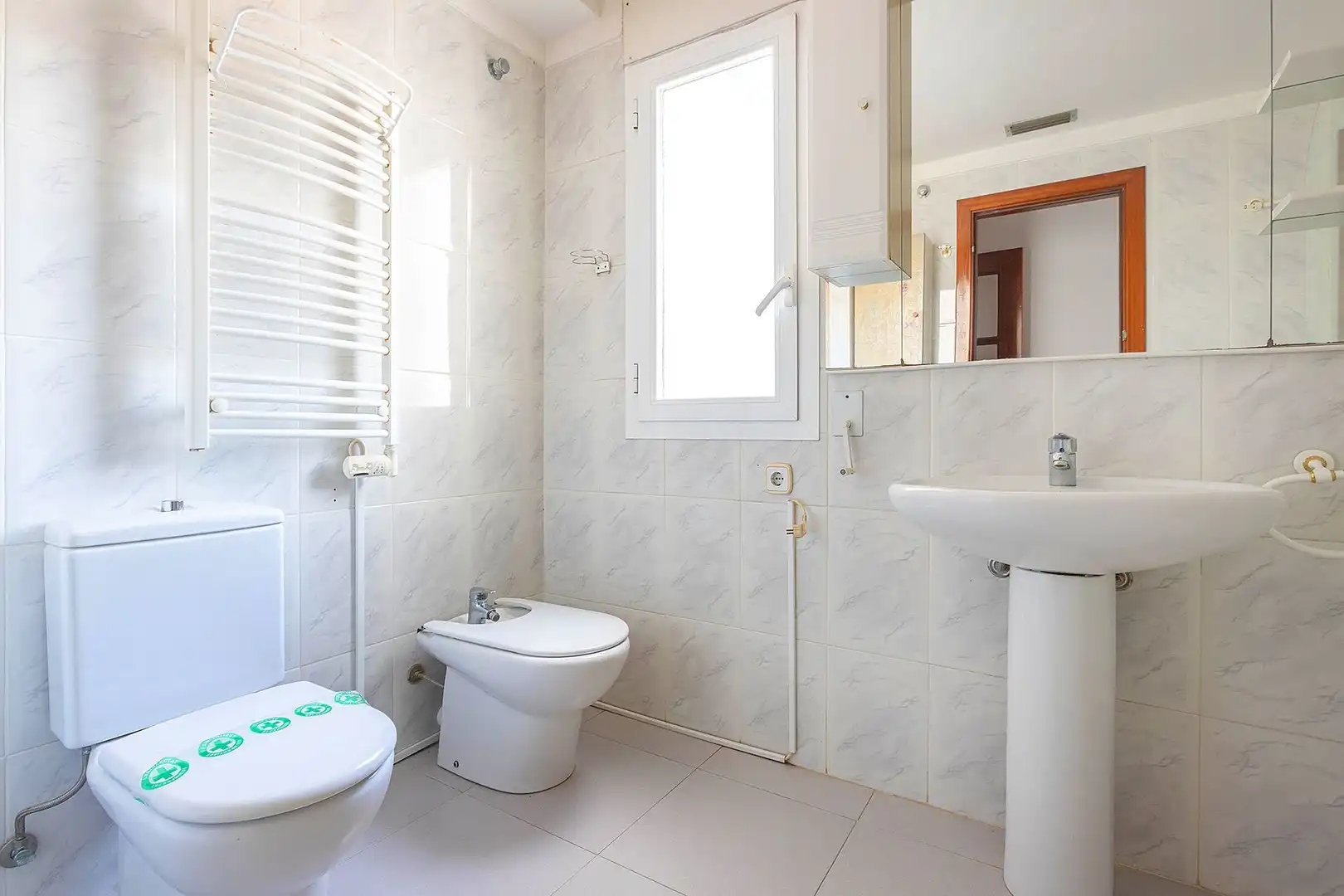 Baño de Apartamento en venta en Roses con Aire acondicionado y Calefacción