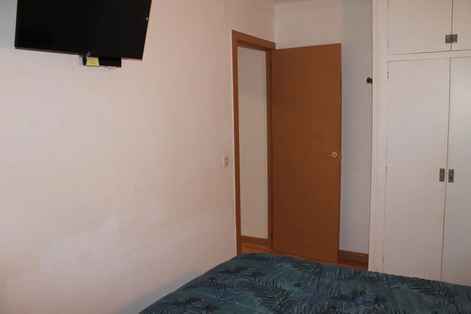 Habitación de Apartamento en venta en L'Estartit con Aire acondicionado y Amueblado