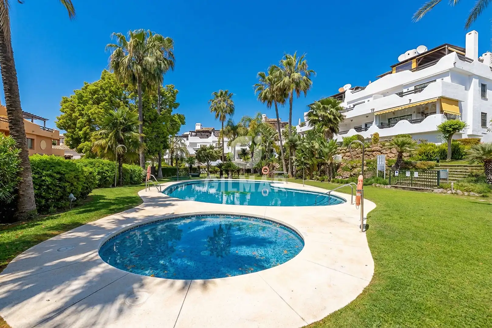 Jardín de Casa adosada en venta en Marbella con Calefacción, Jardín privado y Piscina