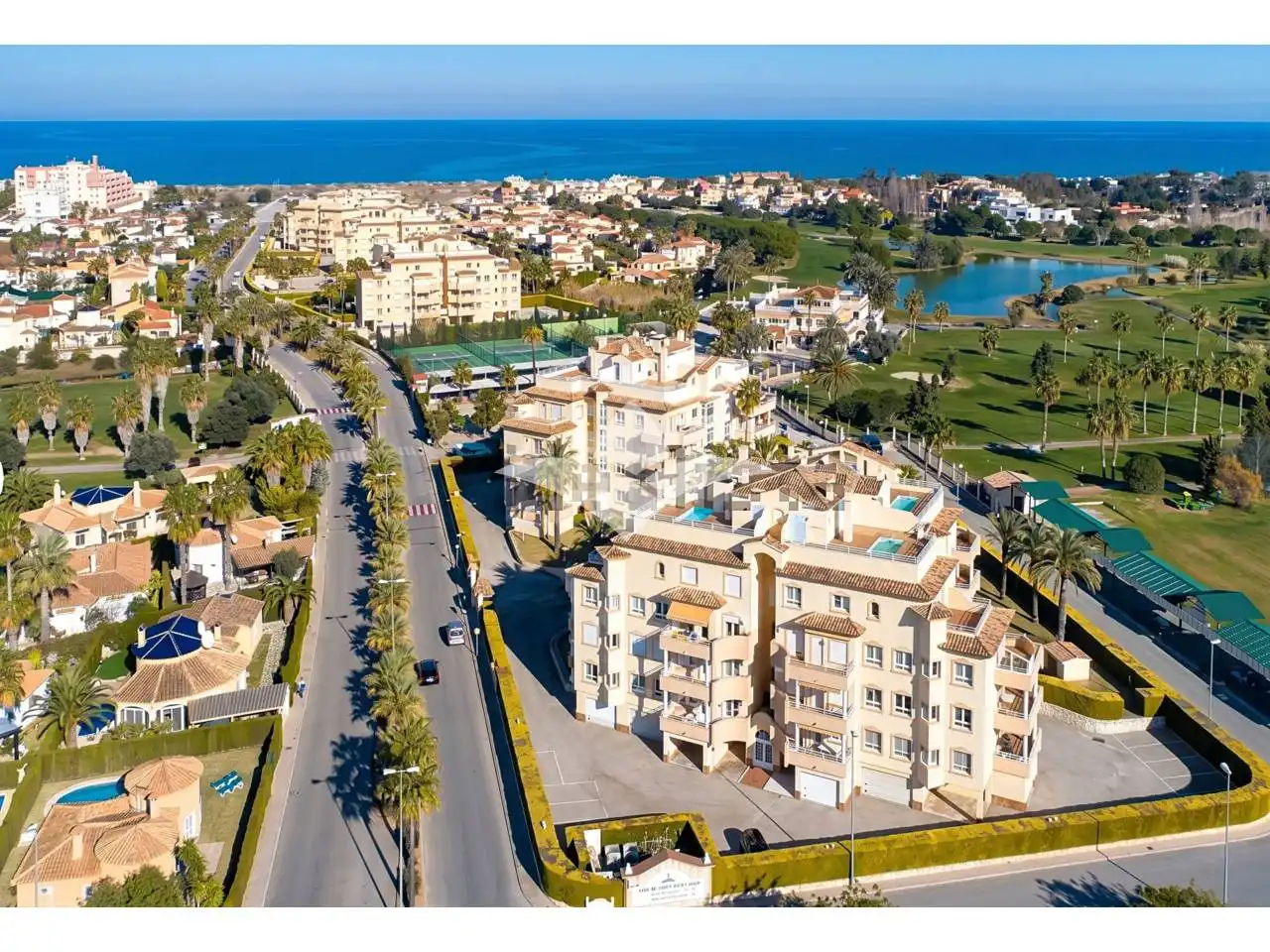 Exterior view of Attic for sale in Oliva  with Air Conditioner, Parquet flooring and Terrace