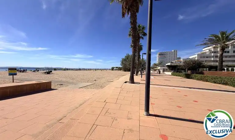 Apartament amb piscina en venda a Avenida GOLA DE L Ã‰STANY 10 5 1 10, imagen 48