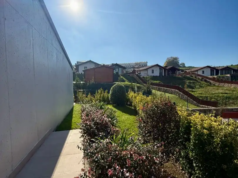 Jardín de Piso en venta en Udías con Terraza y Balcón