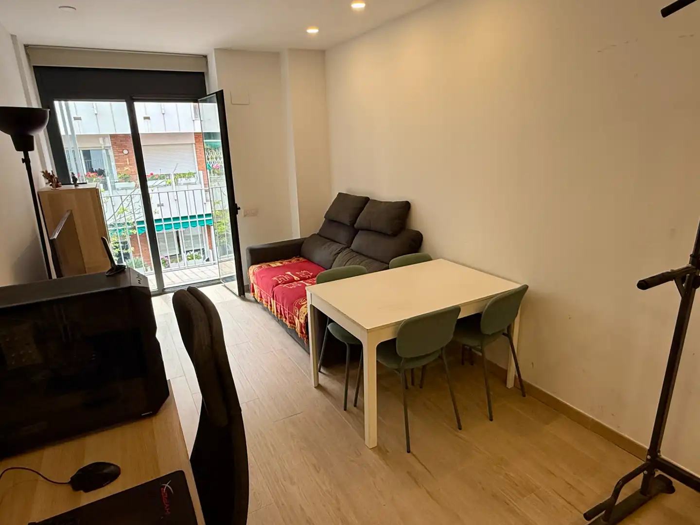 Wohnzimmer von Wohnung zum Verkauf in Barcelona mit Klimaanlage, Heizung und Parkett