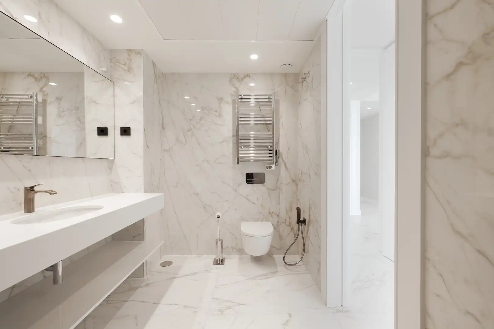 Flat for sale in Torrevigía, La Concha - Resina Golf