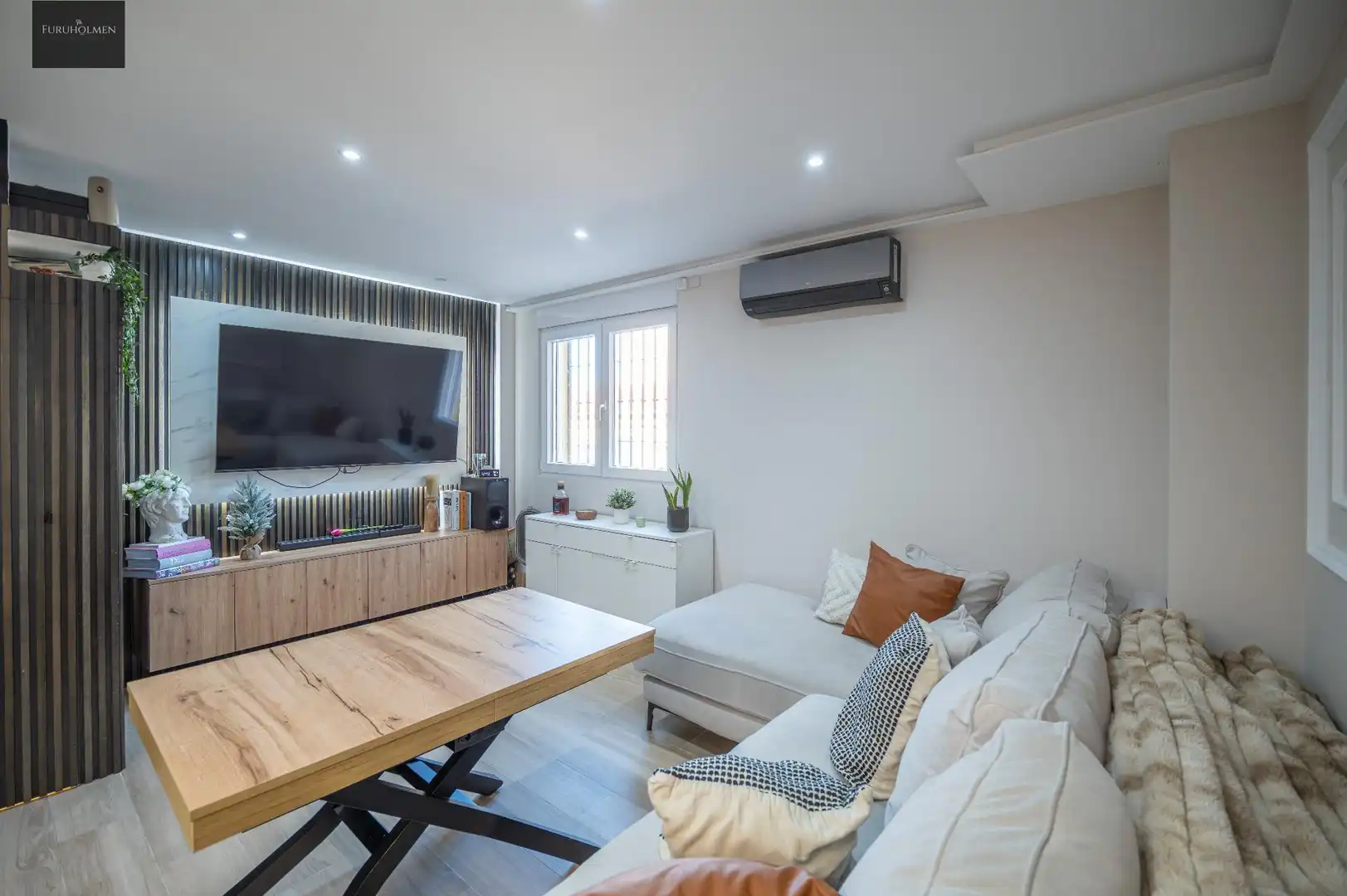 Living room of Duplexes for sale in Alhendín  with Air Conditioner, Heating and Storage room