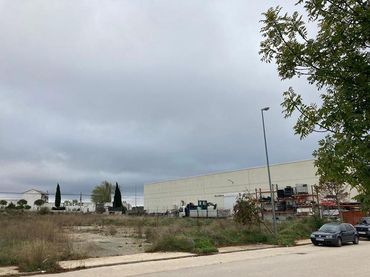 Industriegrundstück zum Verkauf in Poligono los Llanillos