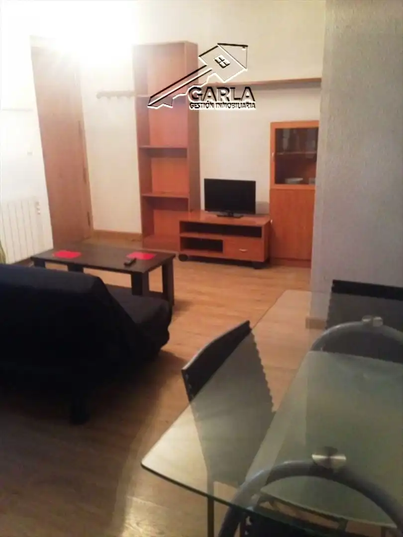 Sala de estar de Piso en venta en Salamanca con Calefacción, Terraza y Amueblado
