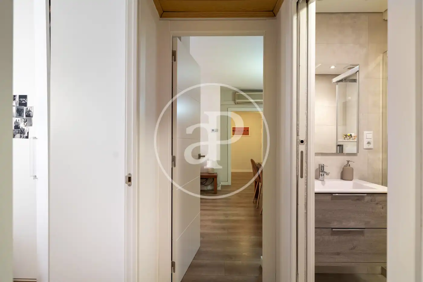 Piso en venta en Barcelona con Aire acondicionado, Calefacción y Terraza