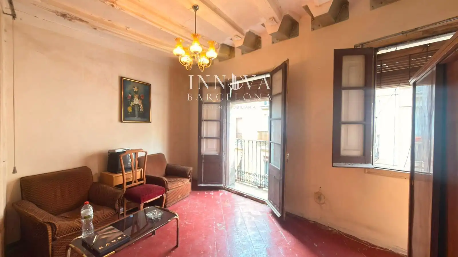 Vista exterior de Piso en venta en Barcelona con Terraza