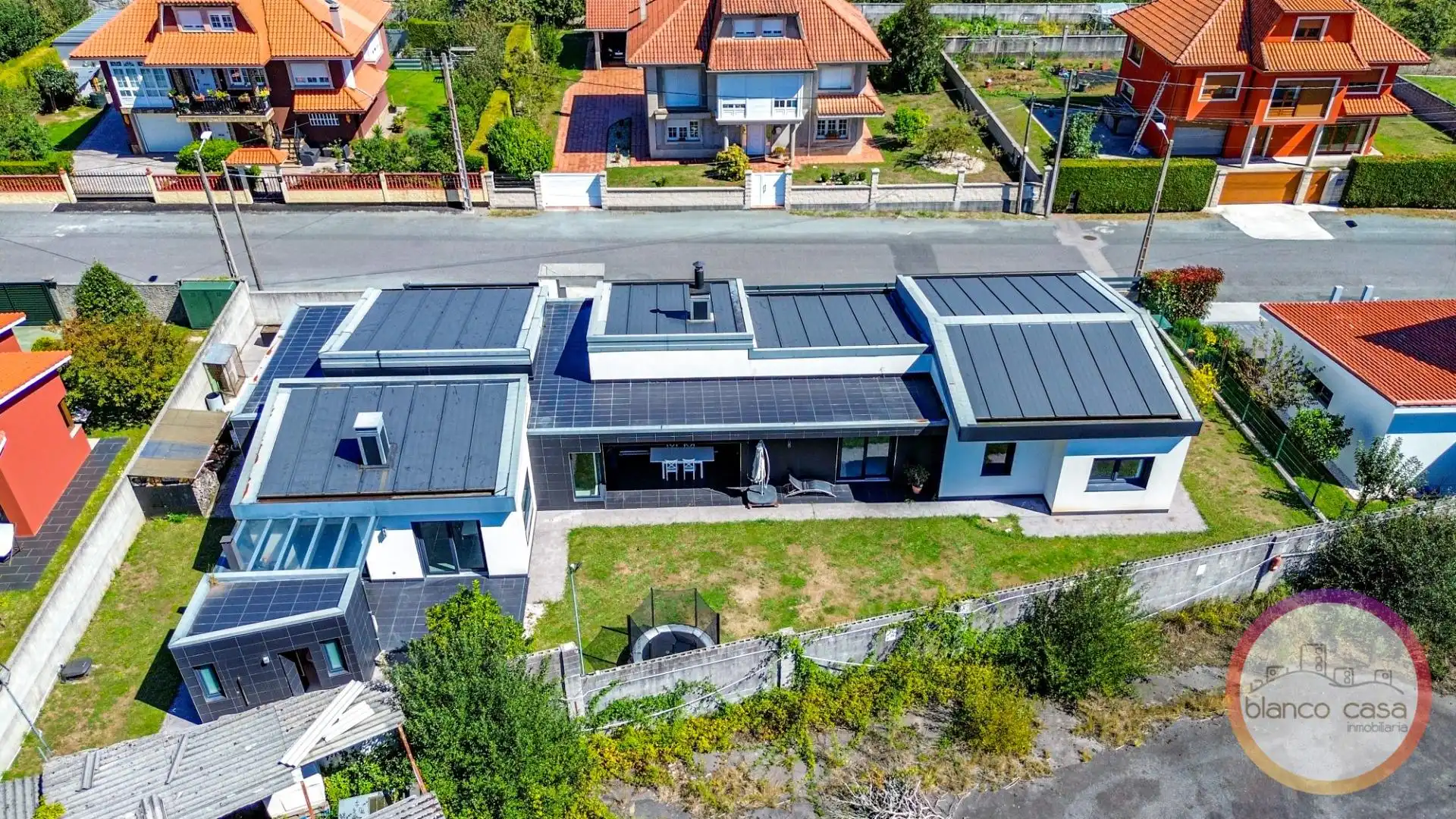Casa con jardín en venta en Carballo, imagen 39