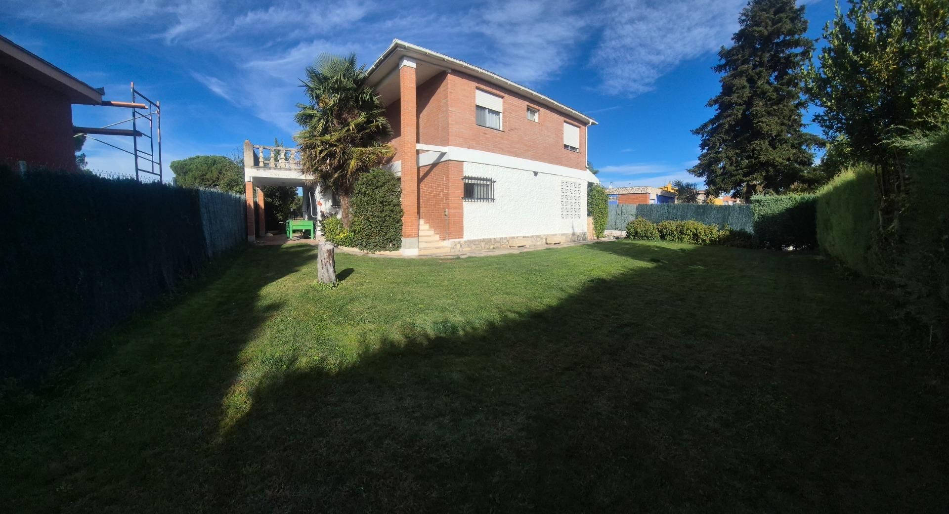 Garden of House or chalet for sale in Laguna de Duero  with Private garden, Terrace and Community pool