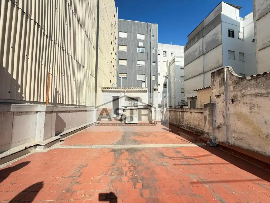 Außenansicht von Gebäude zum Verkauf in Alzira