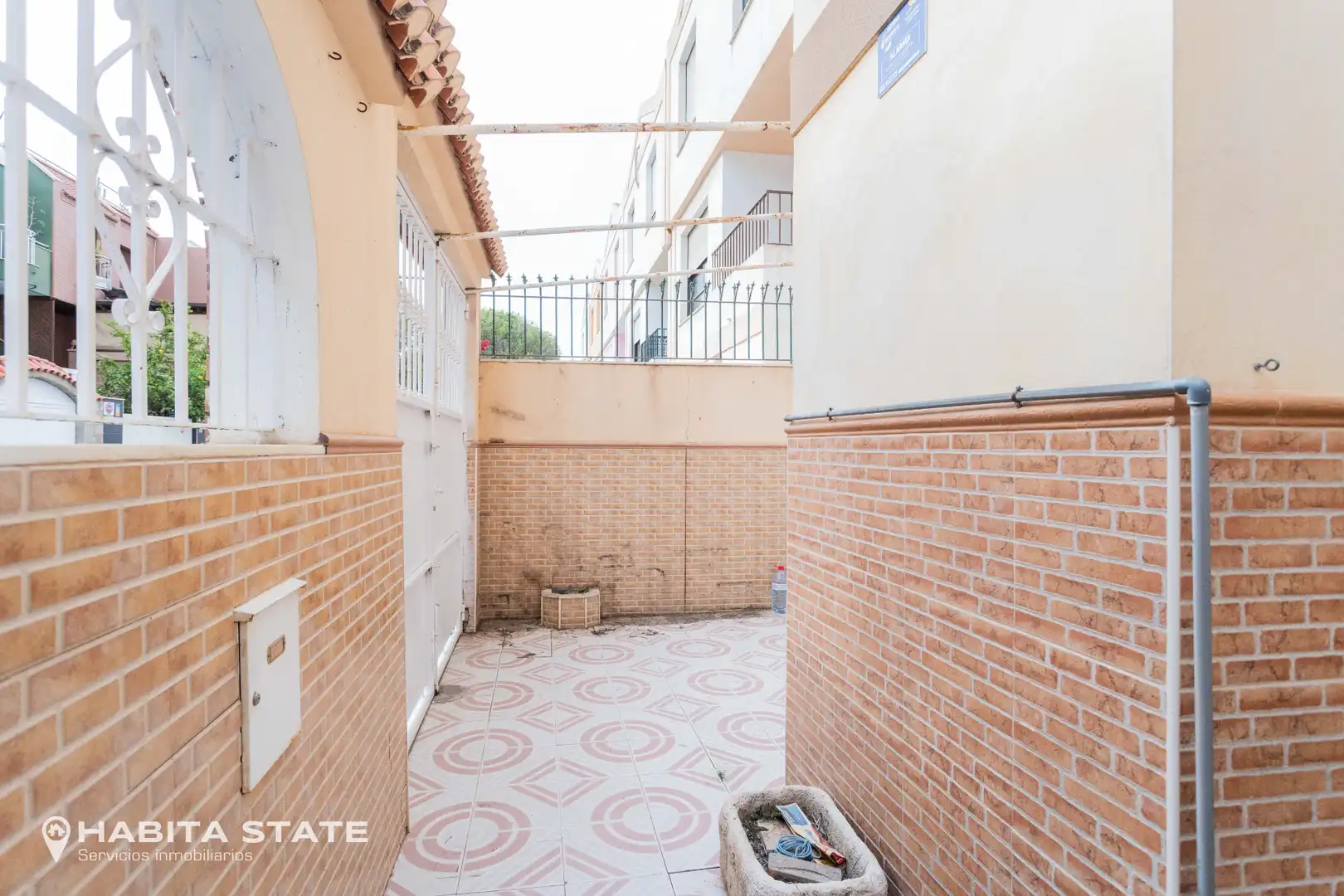 Exterior view of Detached homes for sale in Almería  with Air Conditioner, Terrace and Furnished