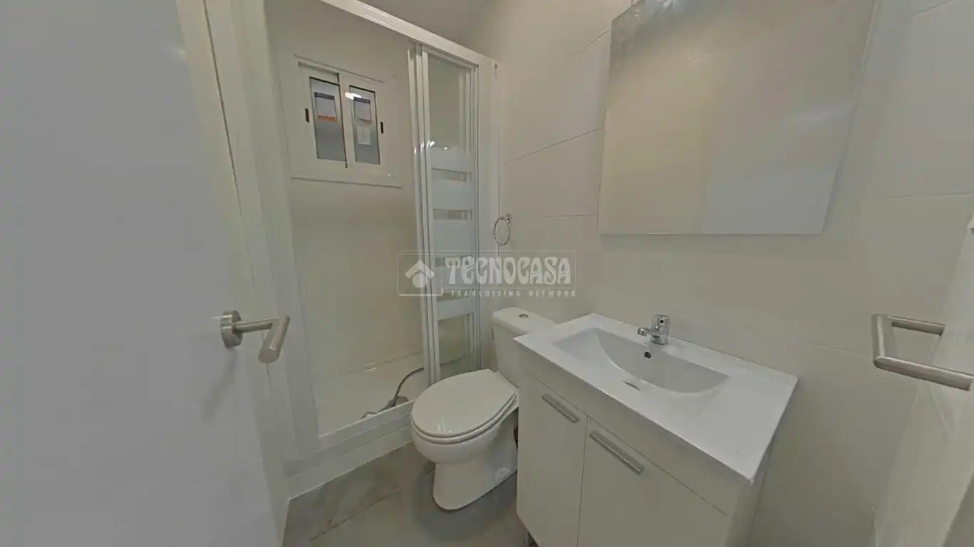 Baño de Piso en venta en Cornellà de Llobregat