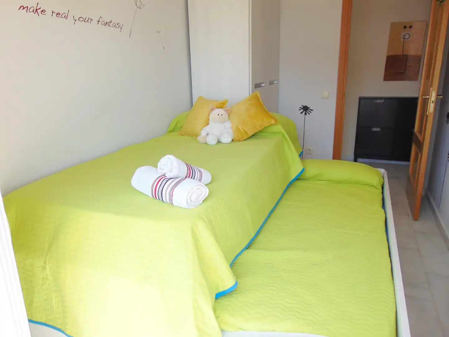 Habitación de Ático en venta en Fuengirola con Aire acondicionado, Terraza y Amueblado