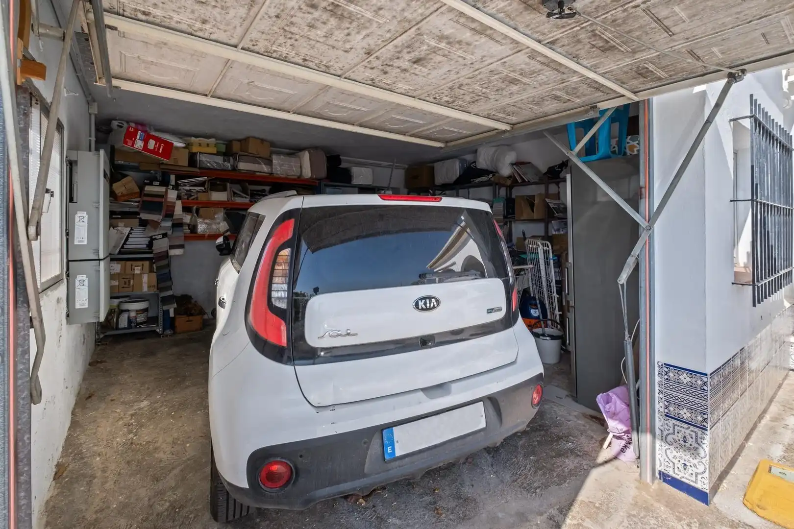 Aparcament de Casa o xalet en venda en Alhaurín de la Torre amb Aire condicionat, Calefacció i Jardí privat