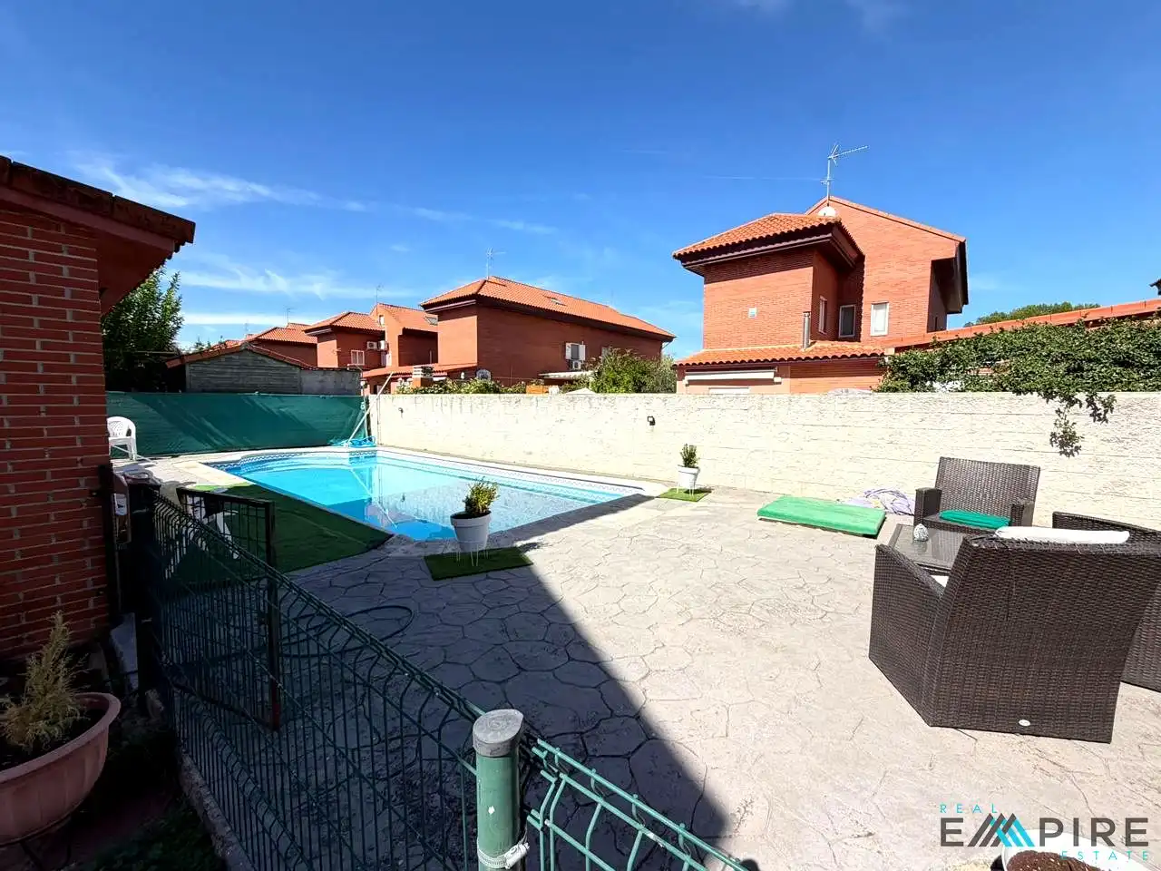Casa aparellada amb piscina en venda a Avenida Acacias, imagen 24