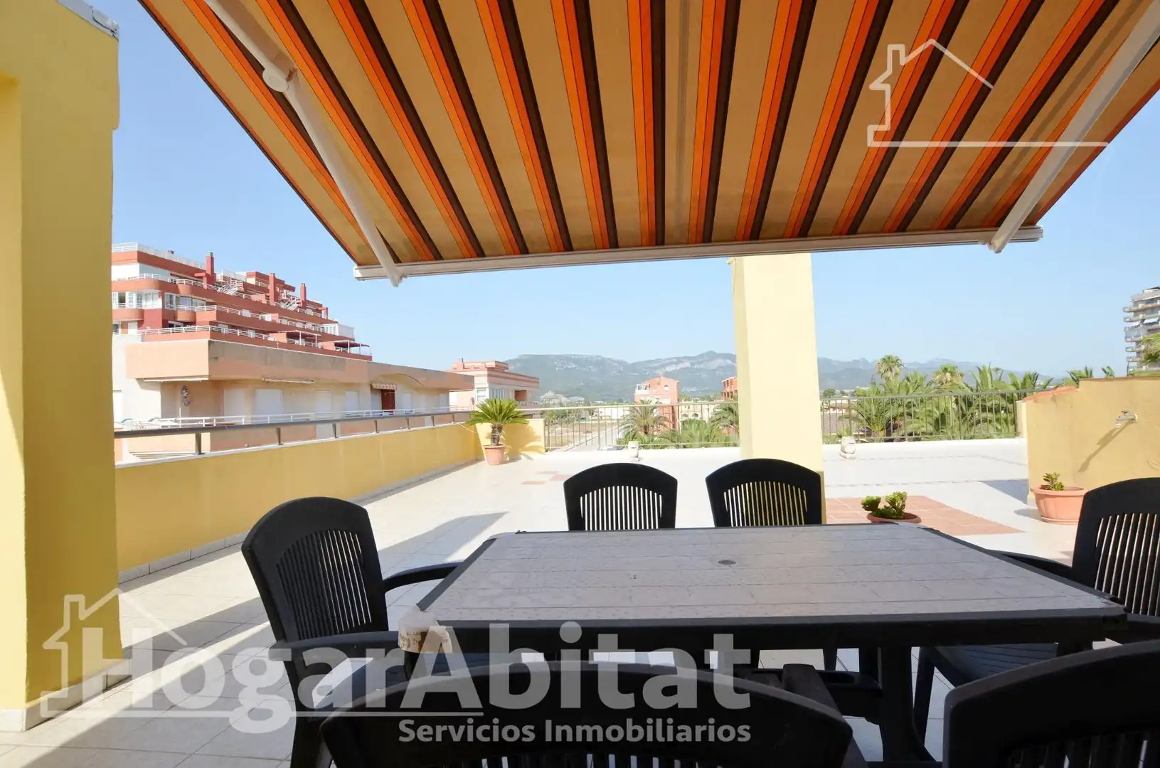 Terrassa de Àtic en venda en Tavernes de la Valldigna amb Terrassa, Traster i Moblat