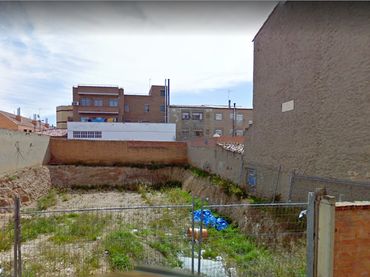 Terreno residencial en venta en Calle de Vega 19