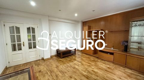 Photo 2 of Flat for rent in De Bami, Ventas, Madrid Capital