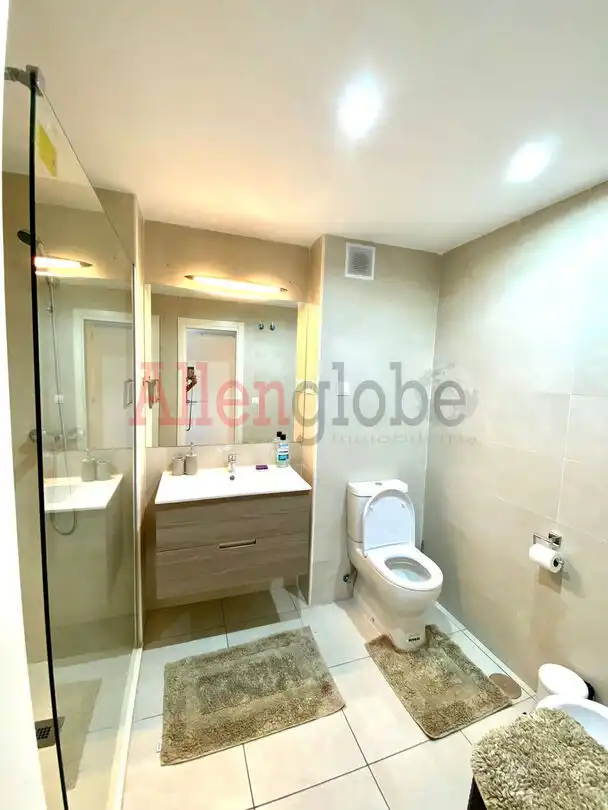 Bathroom of Attic for sale in Marbella  with Air Conditioner, Heating and Terrace