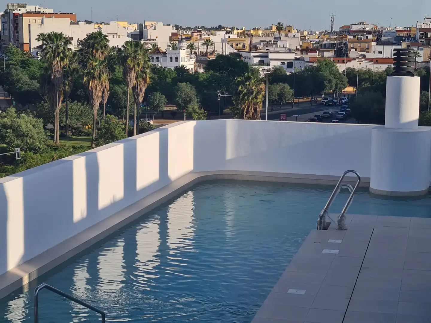 Piscina de Ático en venta en Sevilla con Aire acondicionado, Calefacción y Terraza