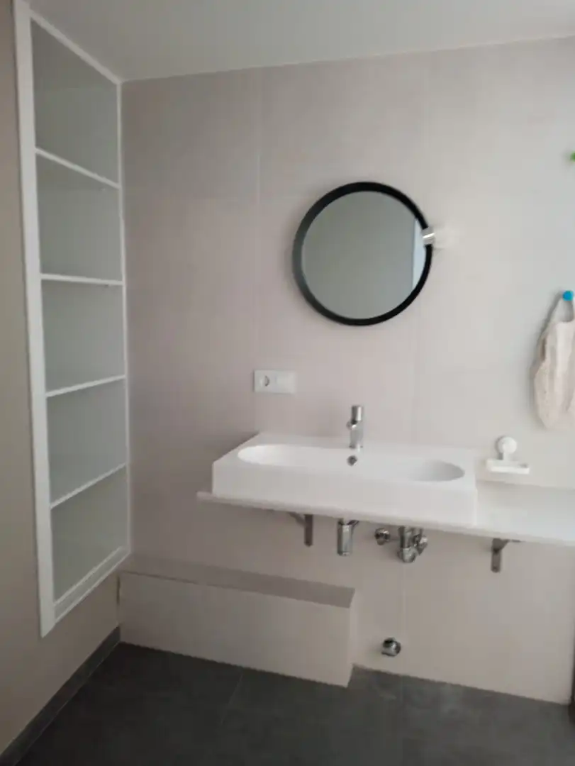 Bany de Apartament en venda en Lugo amb Calefacció, Terrassa i Moblat