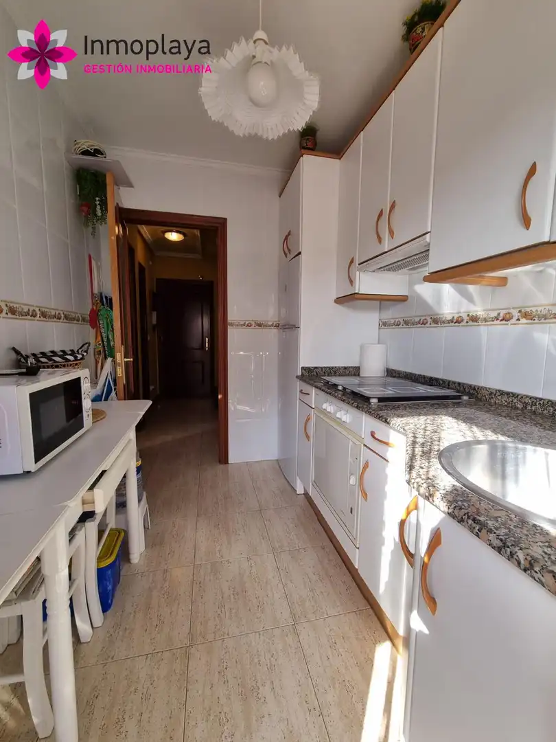 Cuina de Planta baixa en venda en Noja amb Calefacció, Terrassa i Moblat