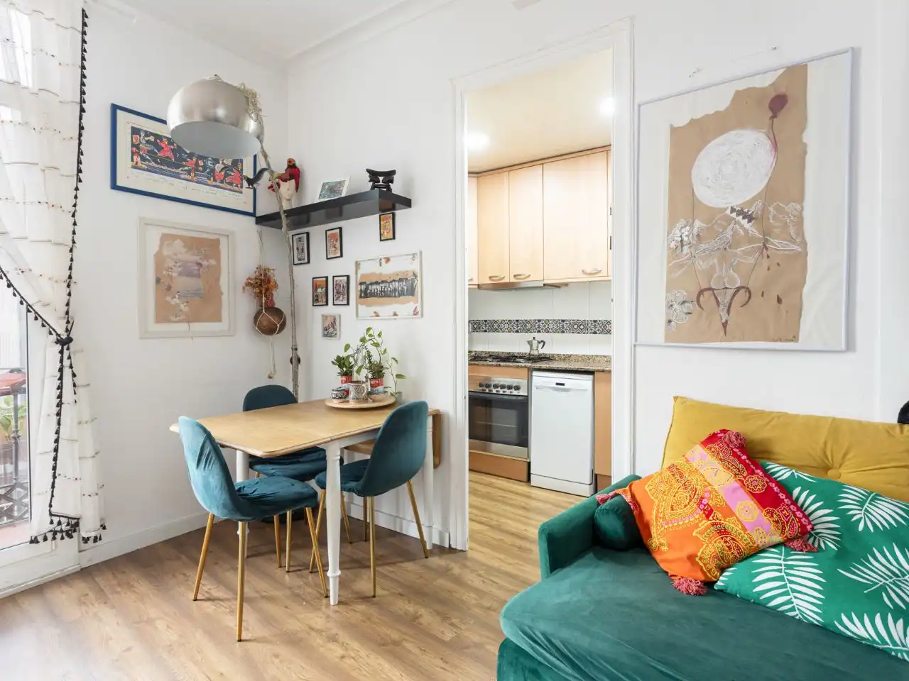 Flat with lift for sale in Nou de la Rambla 144, imagen 3