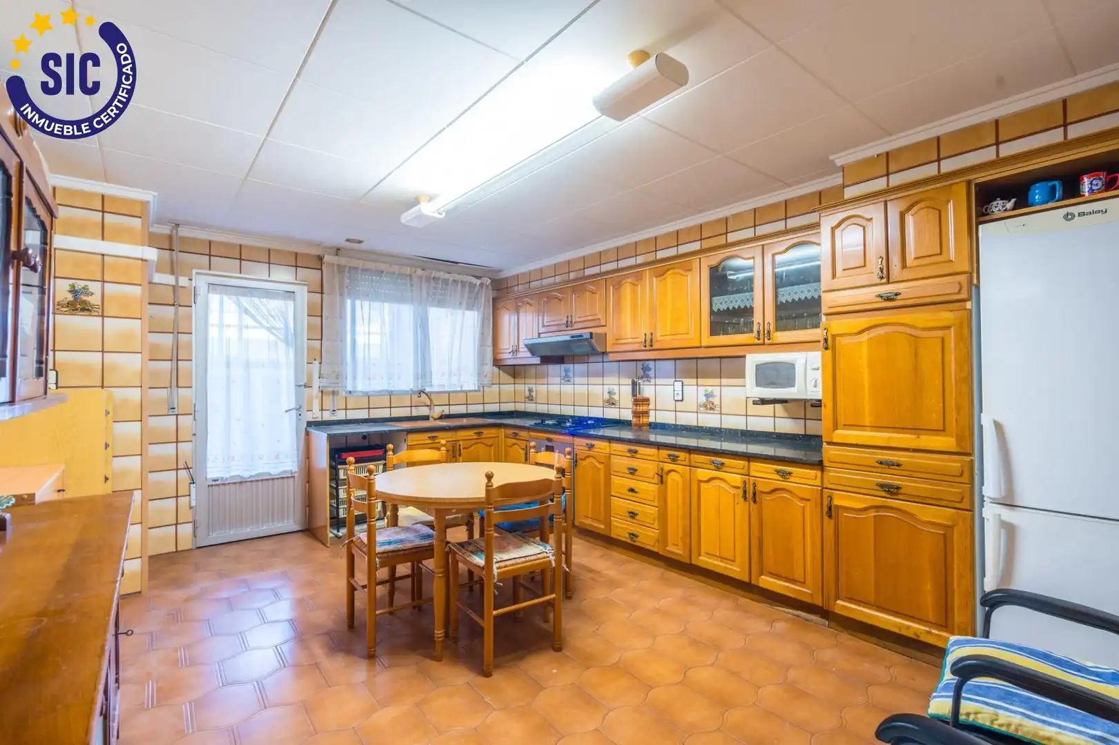 Cuina de Casa adosada en venda en Sagunto / Sagunt amb Terrassa