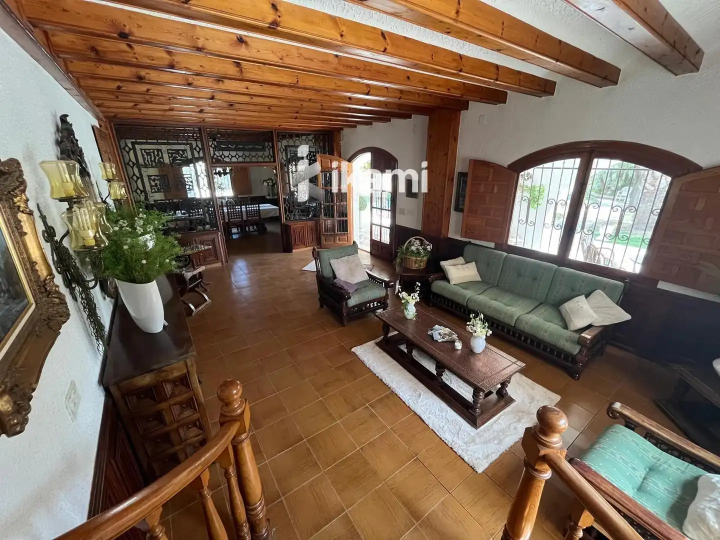 Sala de estar de Casa o chalet en venta en Elda con Calefacción, Trastero y Piscina