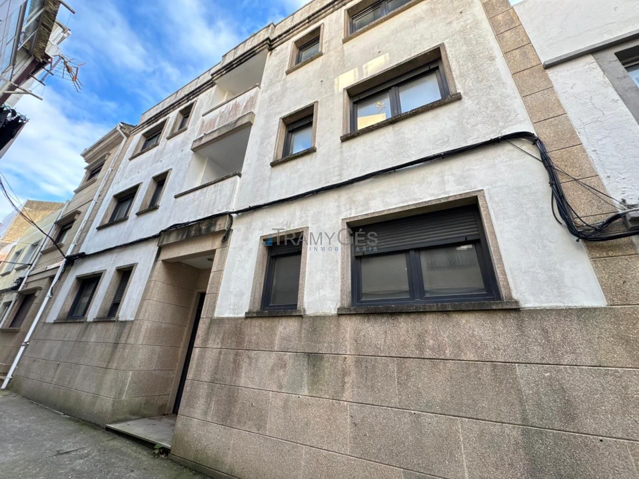 Vista exterior de Edifici en venda en A Guarda  