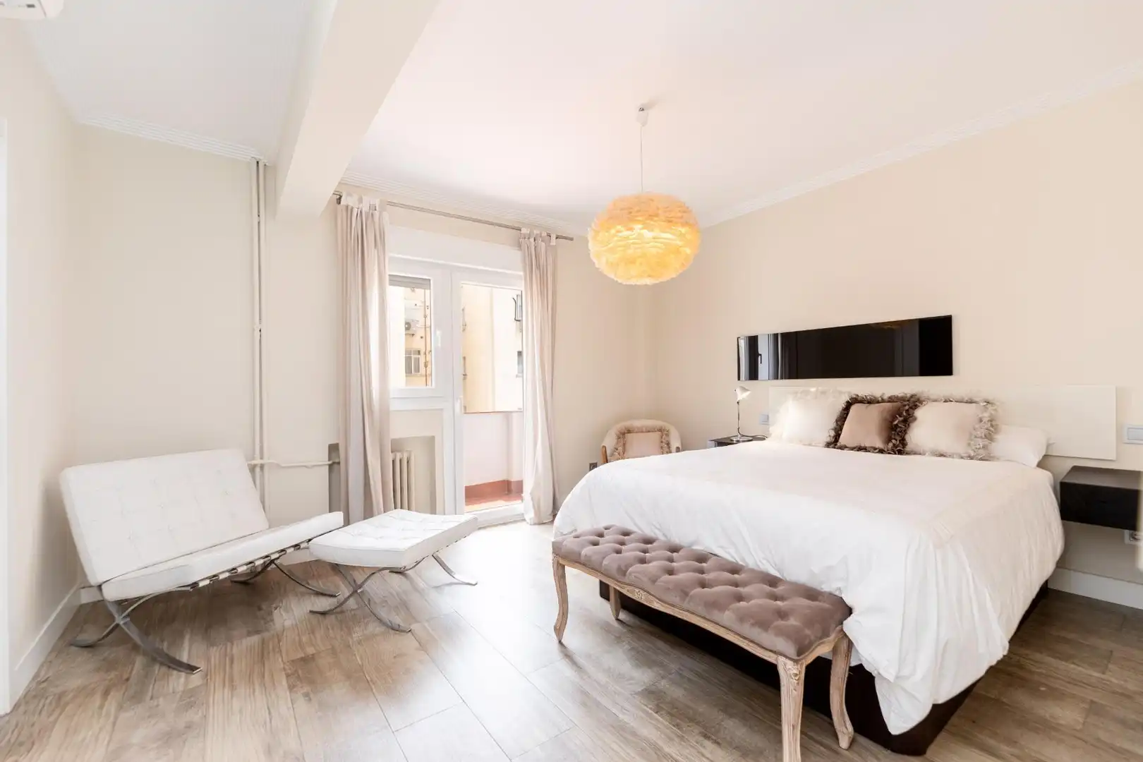 Bedroom of Flat for sale in Madrid  with Air Conditioner, Heating and Terrace