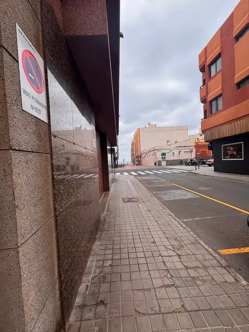 Vista exterior de Local de lloguer en Las Palmas de Gran Canaria