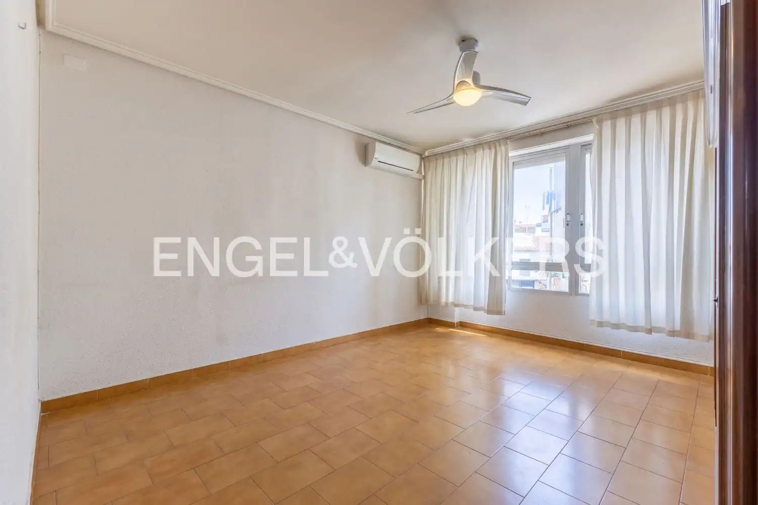Sala de estar de Piso en venta en Valencia con Aire acondicionado y Calefacción