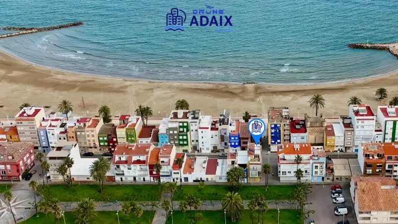 Außenansicht von Einfamilien-Reihenhaus zum Verkauf in Torreblanca mit Klimaanlage, Terrasse und Möbliert