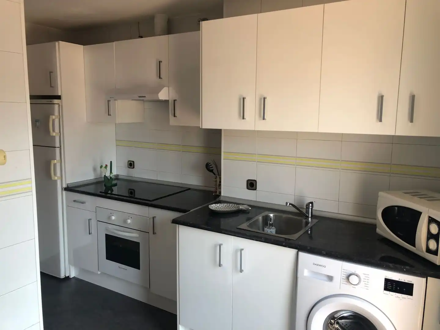 Cocina de Piso de alquiler en Algeciras con Amueblado