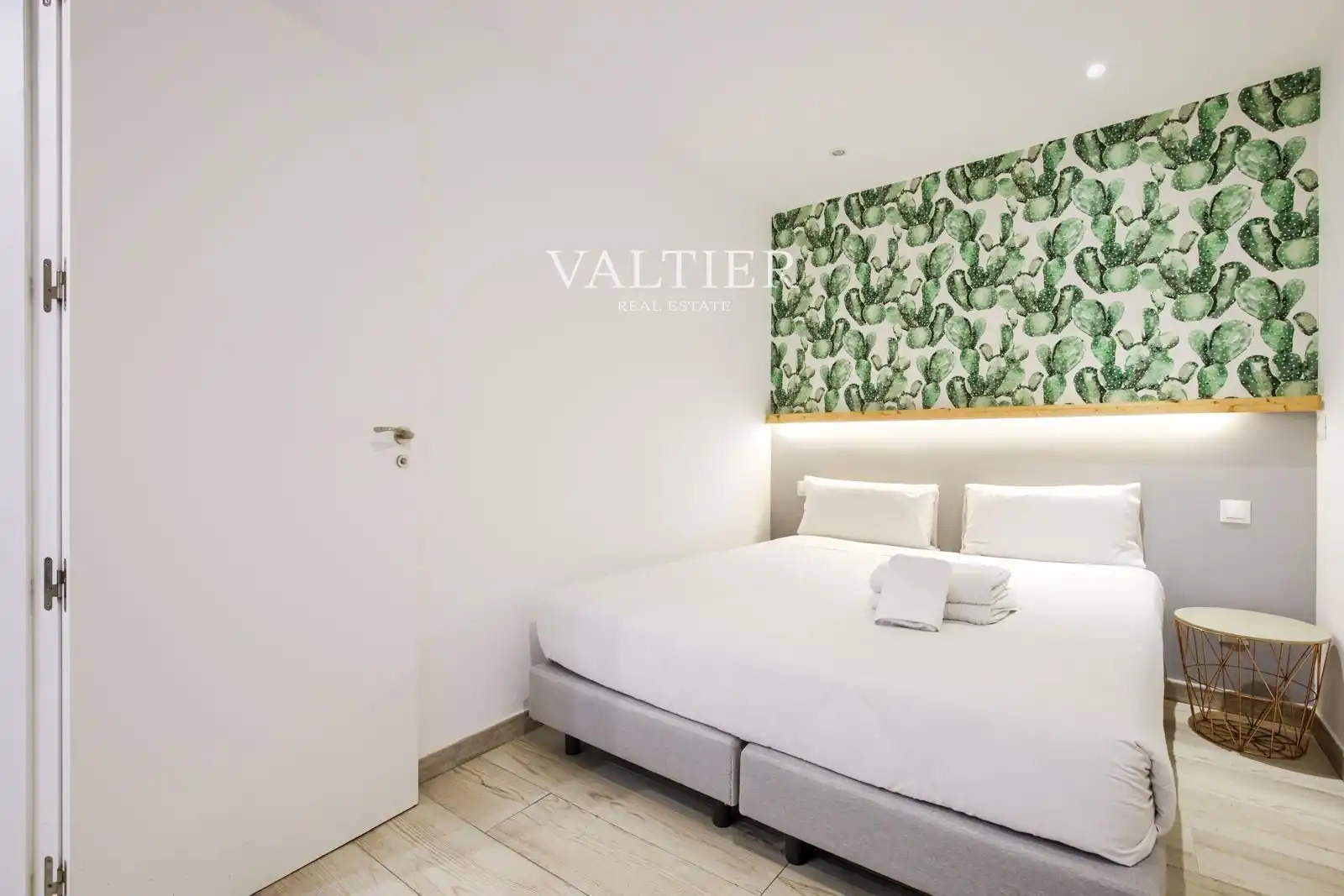 Flat for rent in GARCÍA CEA, Valdeacederas