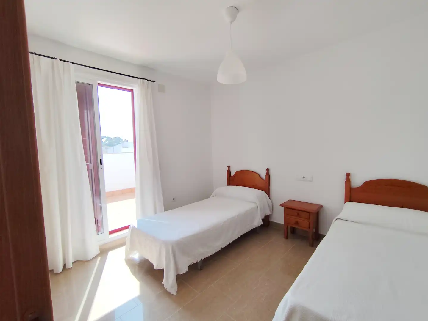 Habitación de Casa o chalet de alquiler en Sanlúcar de Barrameda con Terraza, Piscina y Amueblado